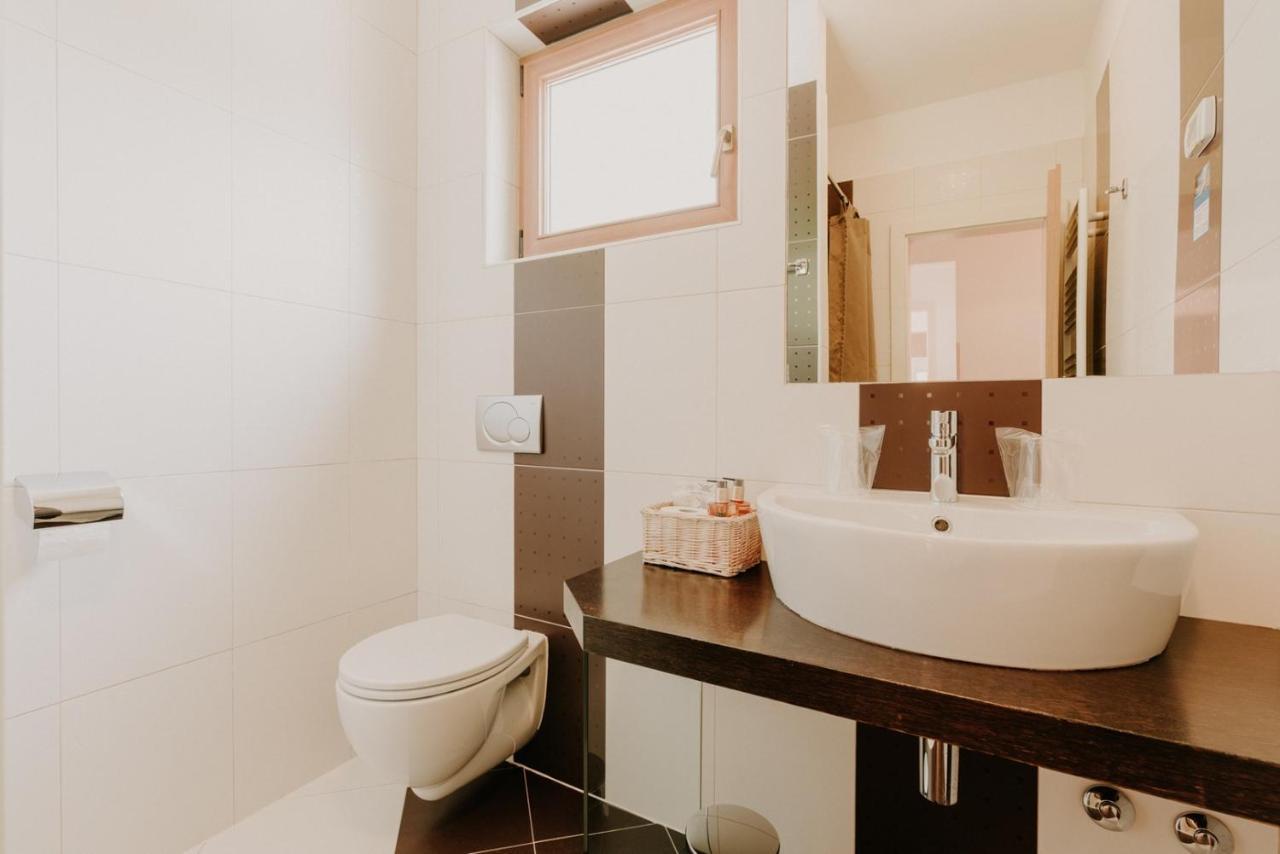 Bed And Breakfast Kolo Adults Only Bužinija Exteriér fotografie