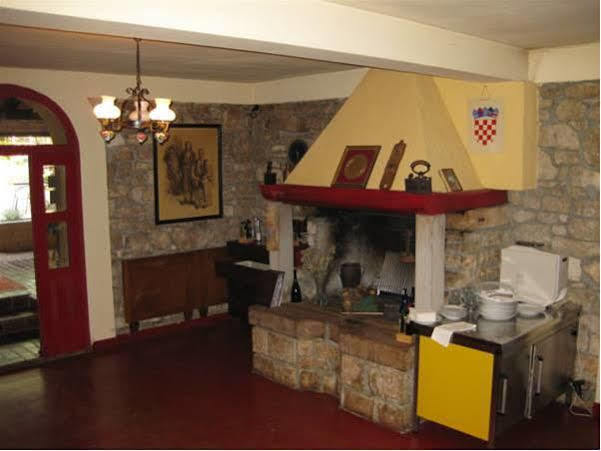 Bed And Breakfast Kolo Adults Only Bužinija Exteriér fotografie